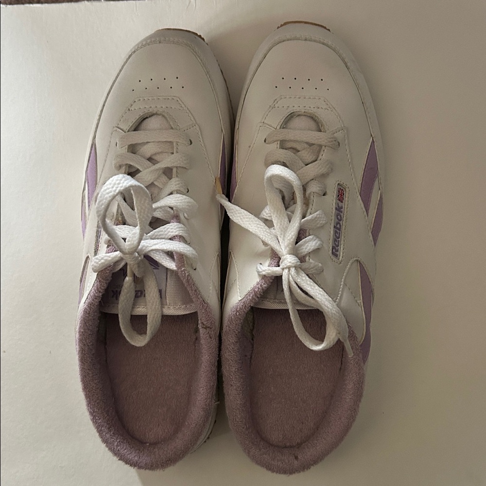 Reebok Tennis Shoes